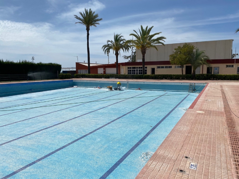 Se reparan las instalaciones de las piscinas del Polideportivo “6 de Diciembre” y del Complejo Deportivo “Valle del Guadalentín