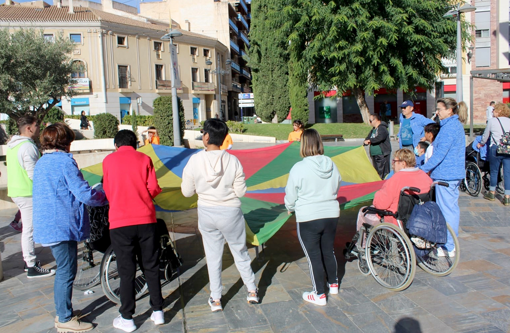 Usuarios de los Centros de Día para la Discapacidad celebraron una Jornada de Juegos Adaptados