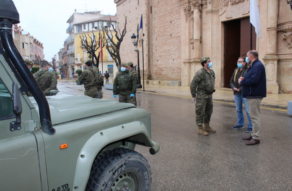 Totana Militares De Artilleria Antiaerea De Cartagena Se Desplegan De Nuevo En Totana Para Reforzar Los Controles Sobre Vehiculos Y La Circulacion De Personas