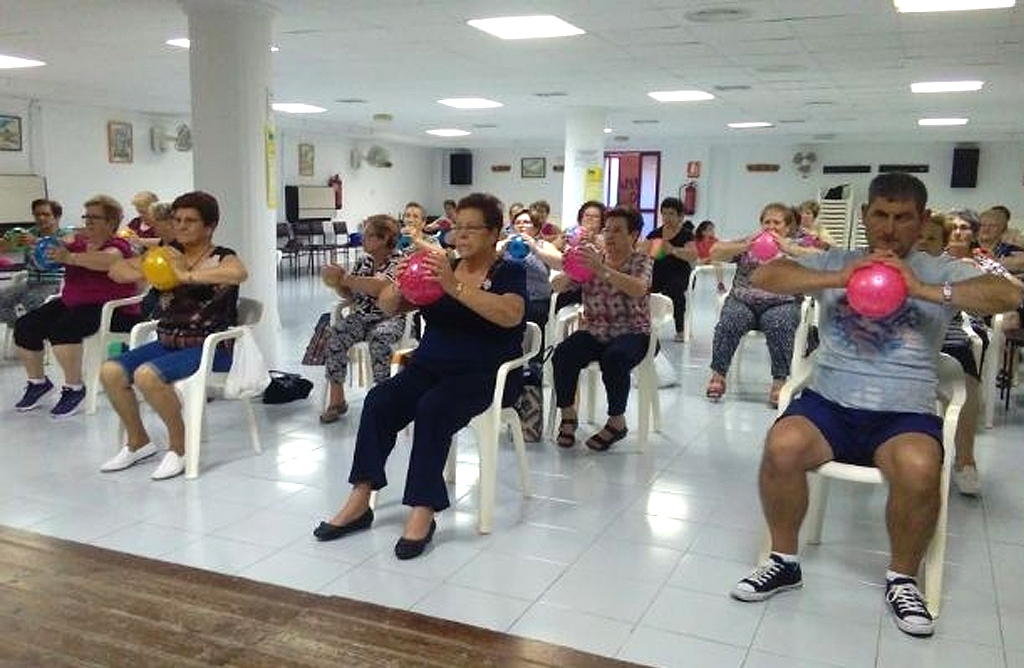 Los mayores podrán seguir realizando actividades de dinamizazión y animación en Totana y El Paretón
