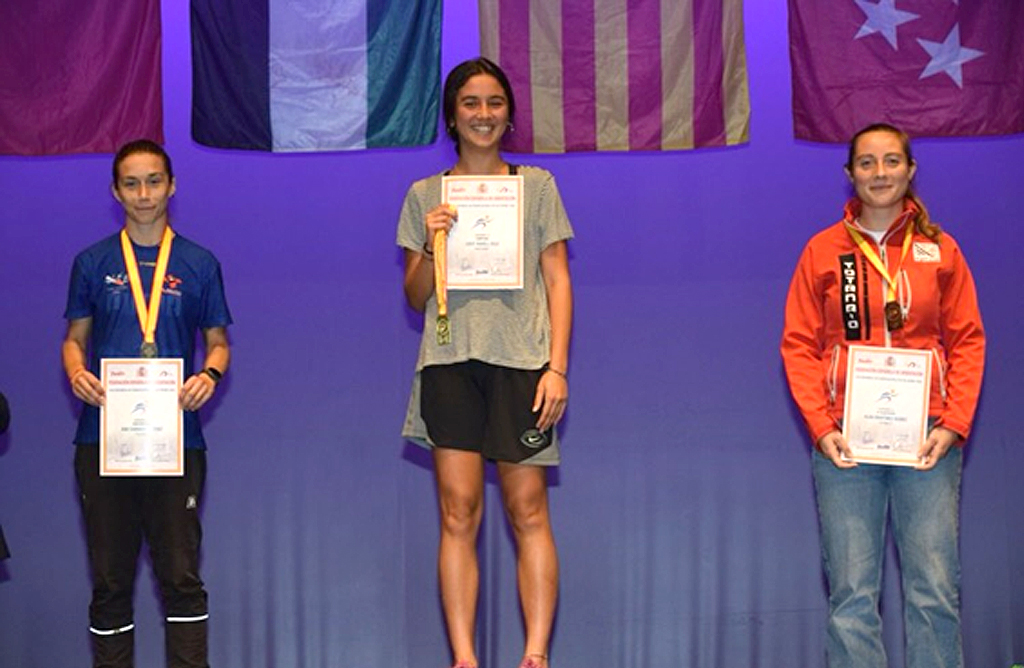 Alba Martínez, del Club de Orientación Totana, premiada en la Liga Nacional tras su gran temporada 2025
